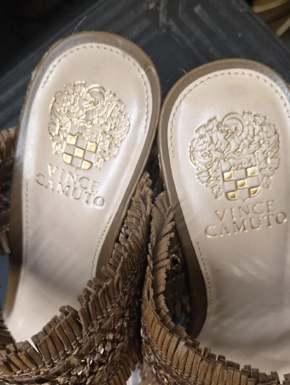 Vince Camuto Women’s Brown Woven Fringe Slide Sandals Sz 8.5